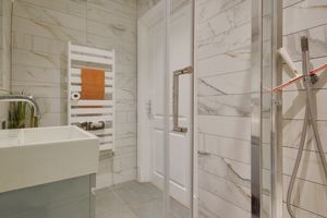 Shower Room- click for photo gallery